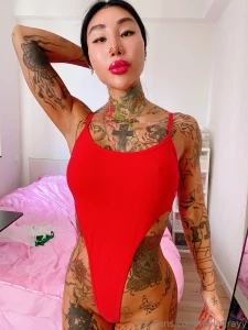 When in doubt wear red or nothing at all part 2