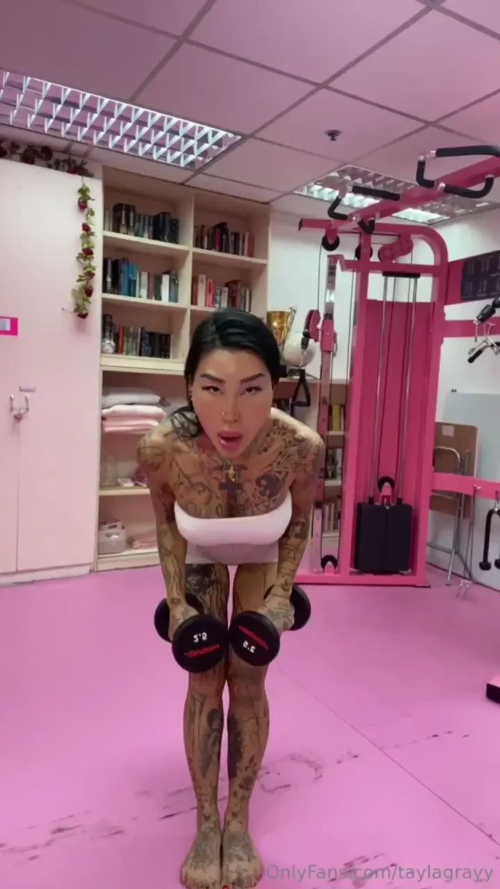 Fitness goals get strong and stay naughty 