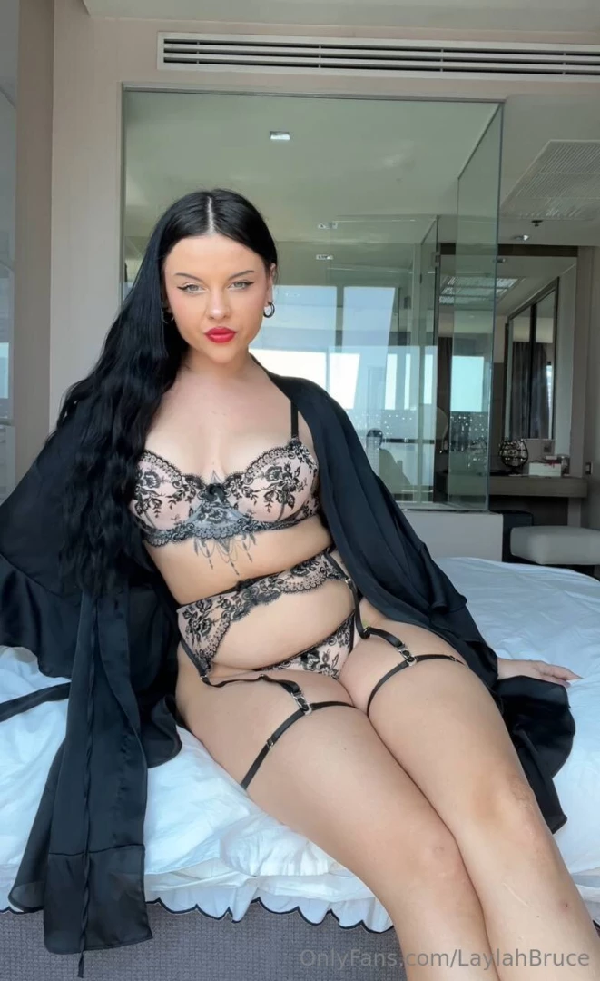 I have my tits in front of you now what will you do do you think you 