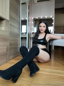 I expect you to stay present and attentive and to fulfill the tasks