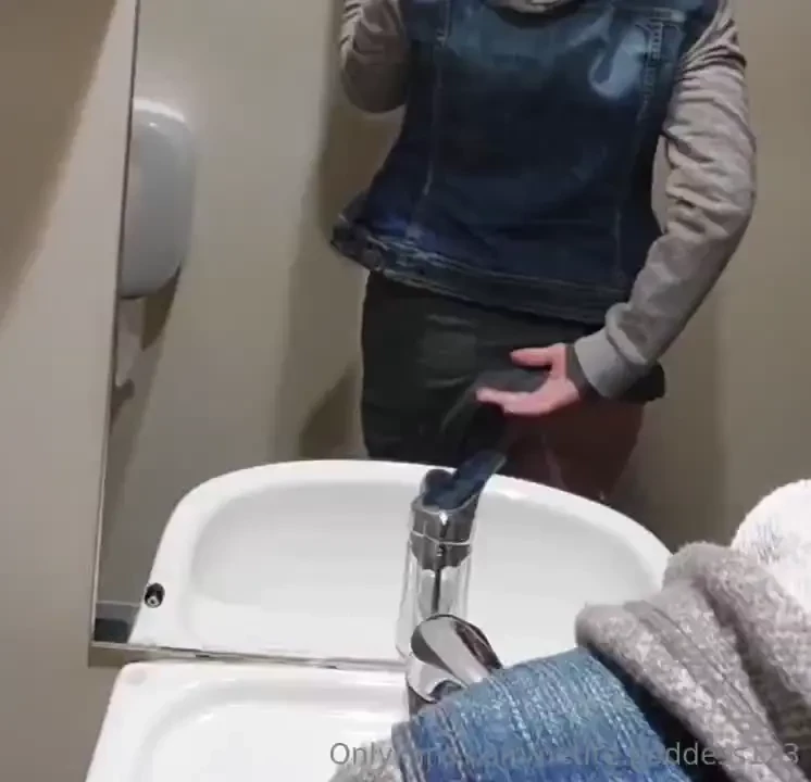 Fun fact friday i m scared of mice and rats but not spiders 