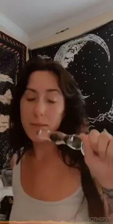 Can i suck ur dick and listen to peep 