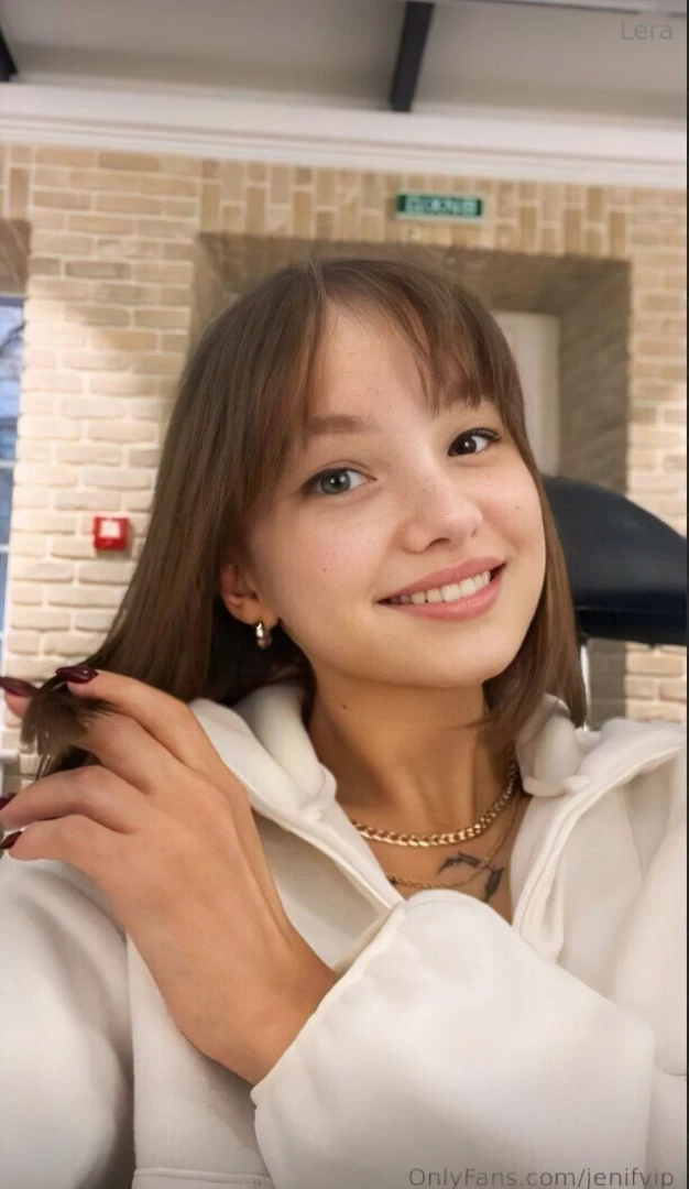 Free - jenifvip this hot brunette has been all alone for a long time part 28 