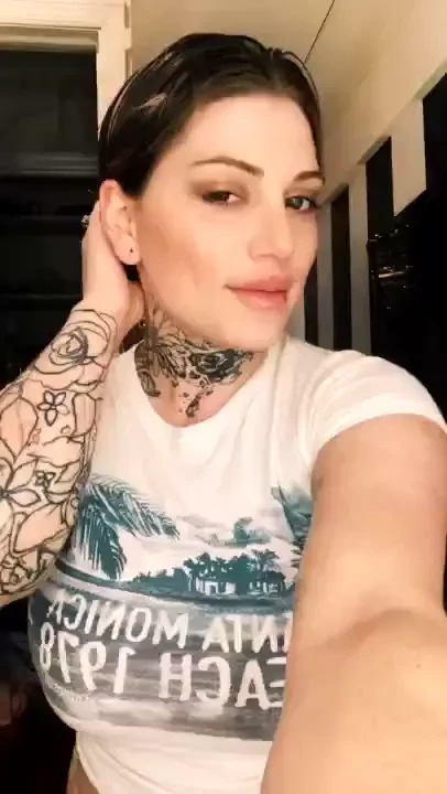 Me trying to b cute lmmfao one thing i m not is adorable i tried this 