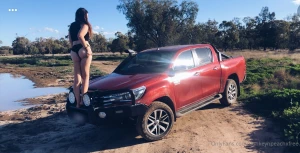 Babe can i ride shoot gun in your ute