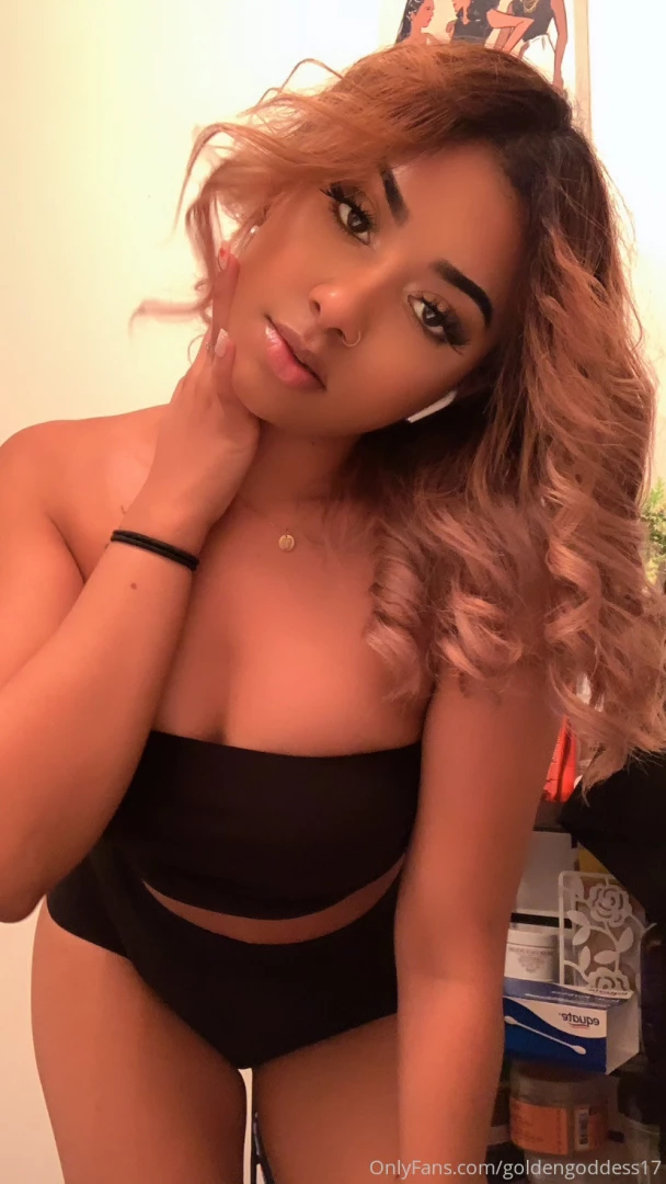 Just sent out your free weekly content babyyy check your dm s 