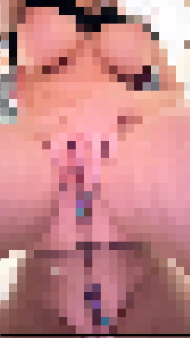 Buttplug in the dressing room pics view from below my boobs looks 