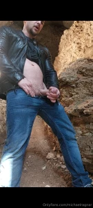 Cave man is here big cumshot n a public cave almoat got caught flexin part 1