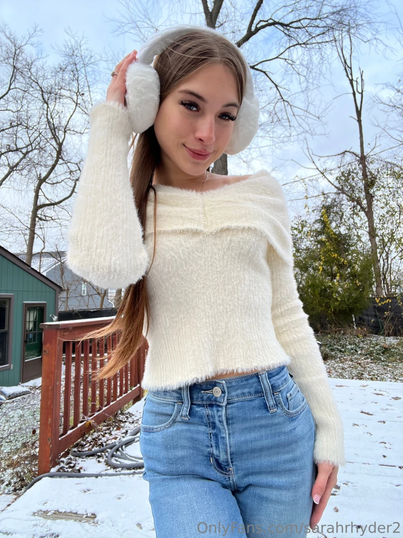 It s a love hate relationship with snowy weather do you prefer hot or 