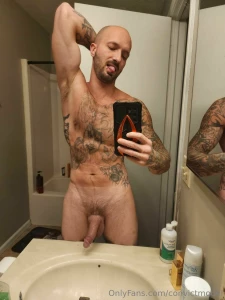 Tell me goodmorning with a 20 send get daddys breakfast paid for there