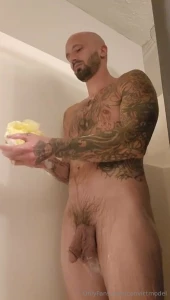 Heard you boys like spying on men in the shower i got a video that s