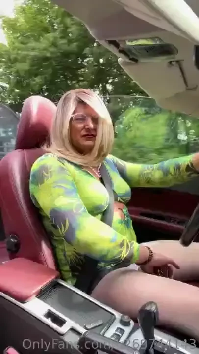 Another preview from my third video from the weekend xx 