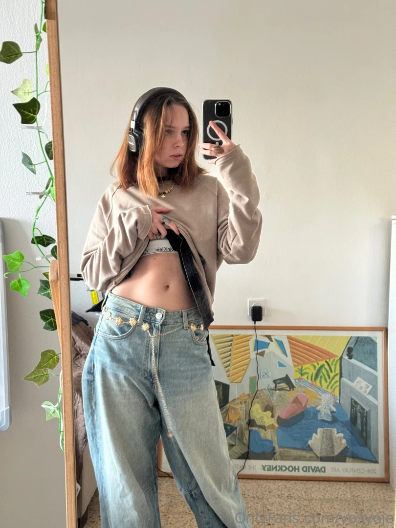 Blouse up tummy out and are you intrigued yet oopssssss the jacket part 3 