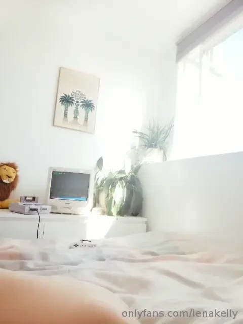 Subscribe today if you want to see the rest of me 