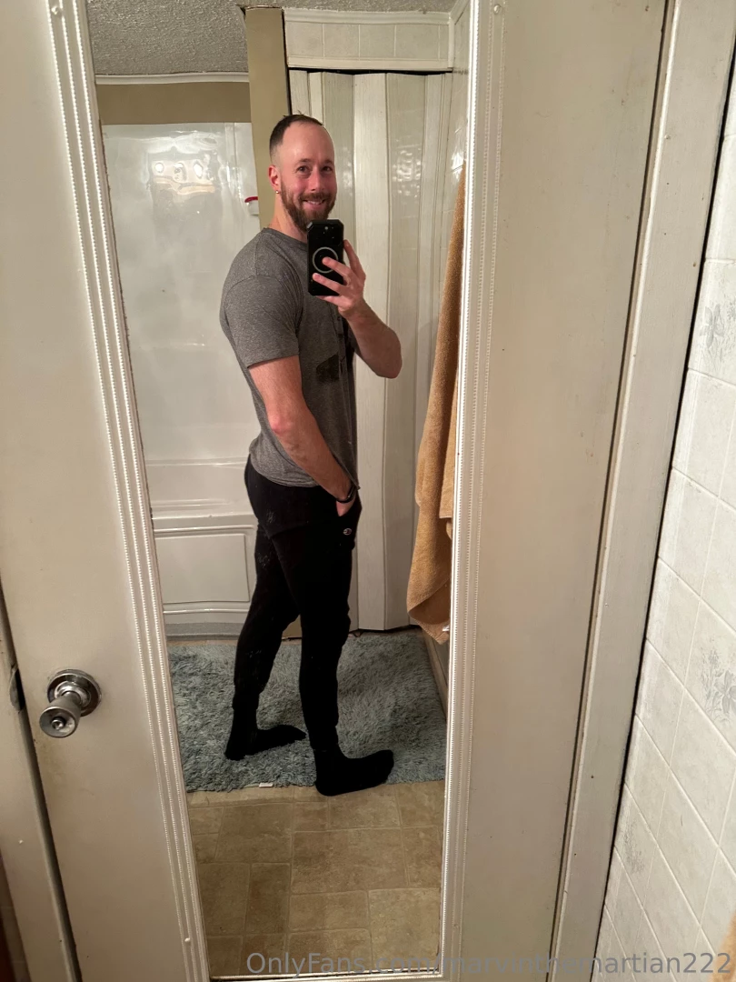 My gym outfit and what hides beneath part 2 