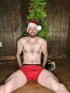 Little sneak peek at my holiday shoot