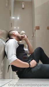 Sometimes i need a sexy guest to take me upstairs and there s no one