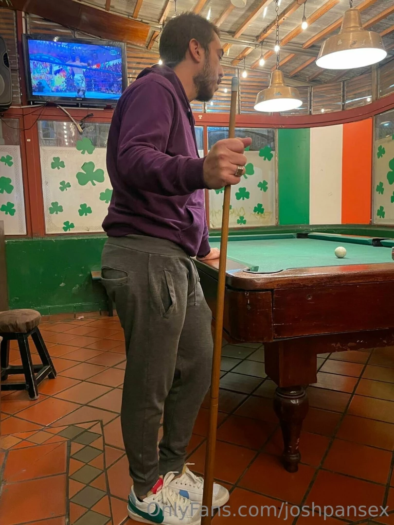 Let s play some babe 