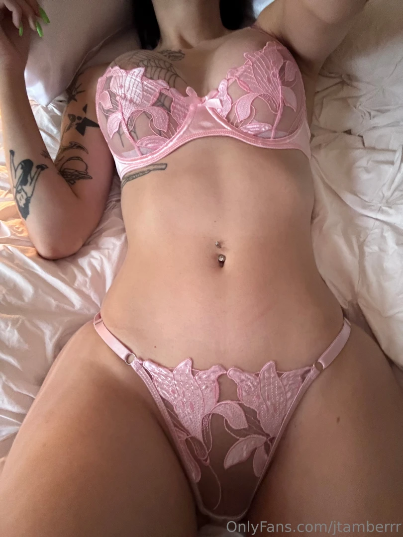 Pink looks better on my floor tbh part 10 