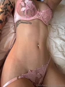 Pink looks better on my floor tbh part 13