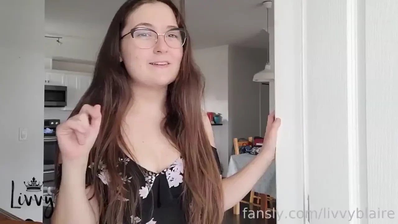 Breeding your single neighbour your neighbour knocks on your door with 