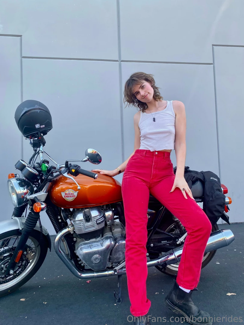 Which one do you think would give you the best ride me or this bike 