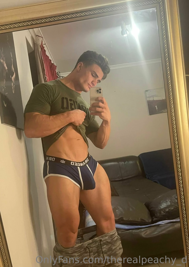 Was on my way to change clothes then i pass by the mirror that guy is 
