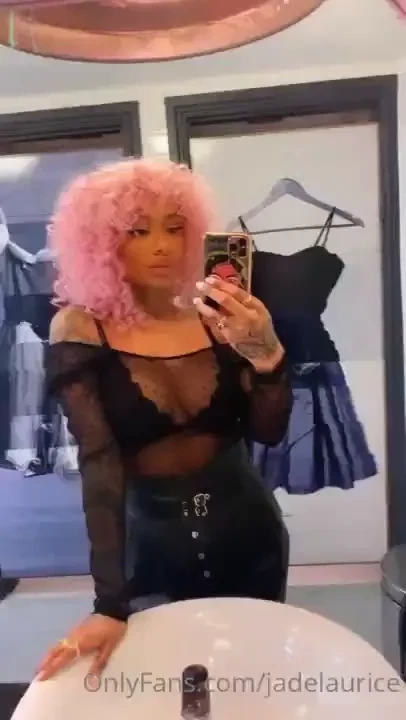 Evening babies how s everyone night going 