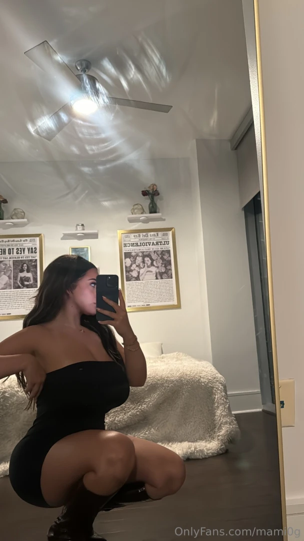 Tell me ur biggest fantasy in the dms or i ll just have to imagine it 