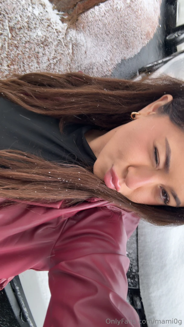 Finallyyyy the snow is here 