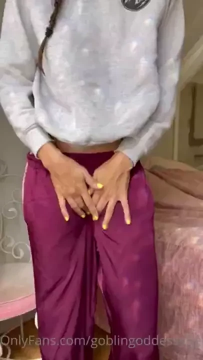 I just got my pussy waxed and so she s extra sensitive this morning i 