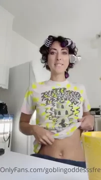 Good morning my little goblins i m getting ready to go to a group 