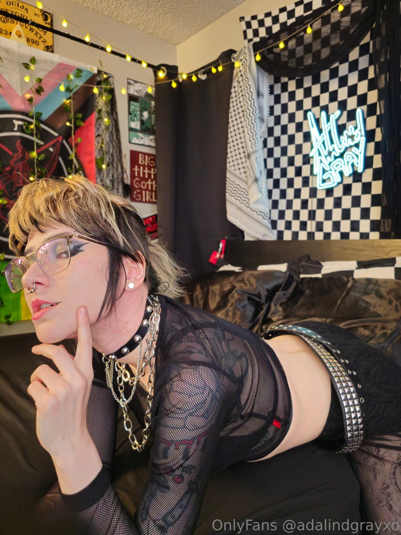 Emo night i got dressed up for a night out and had to make sure this 