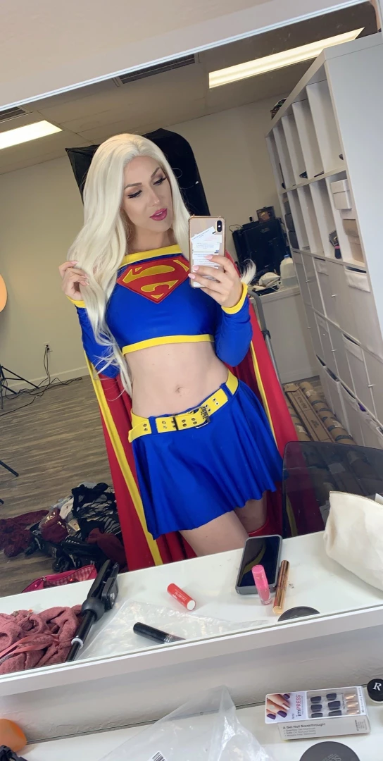 Jen and i did a costume exchange to shoot some stuff today so i got to 