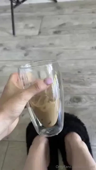 Ice lattes are not only delicious but also an invigorating drink that 