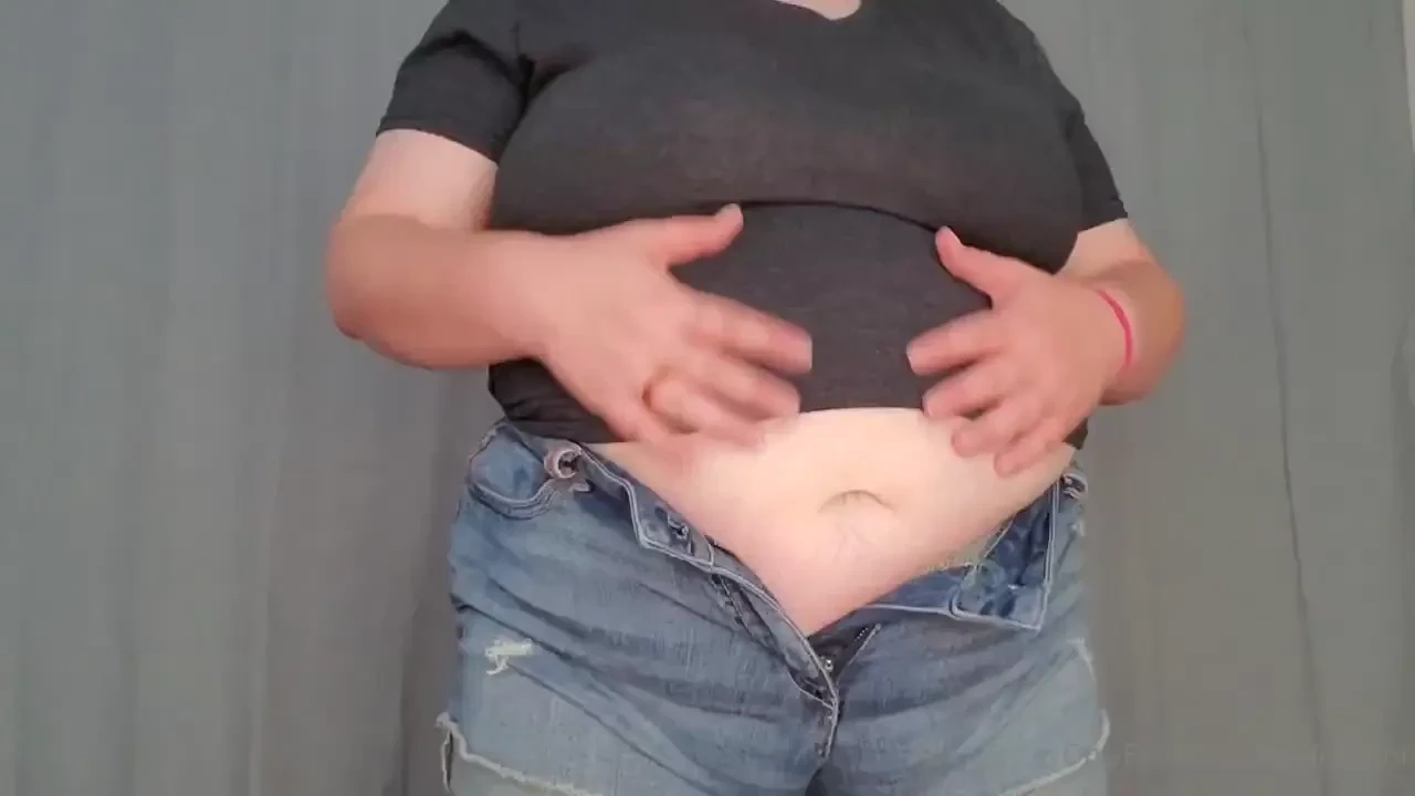 I ve obviously gotten way too fat for this outfit but that doesn t 