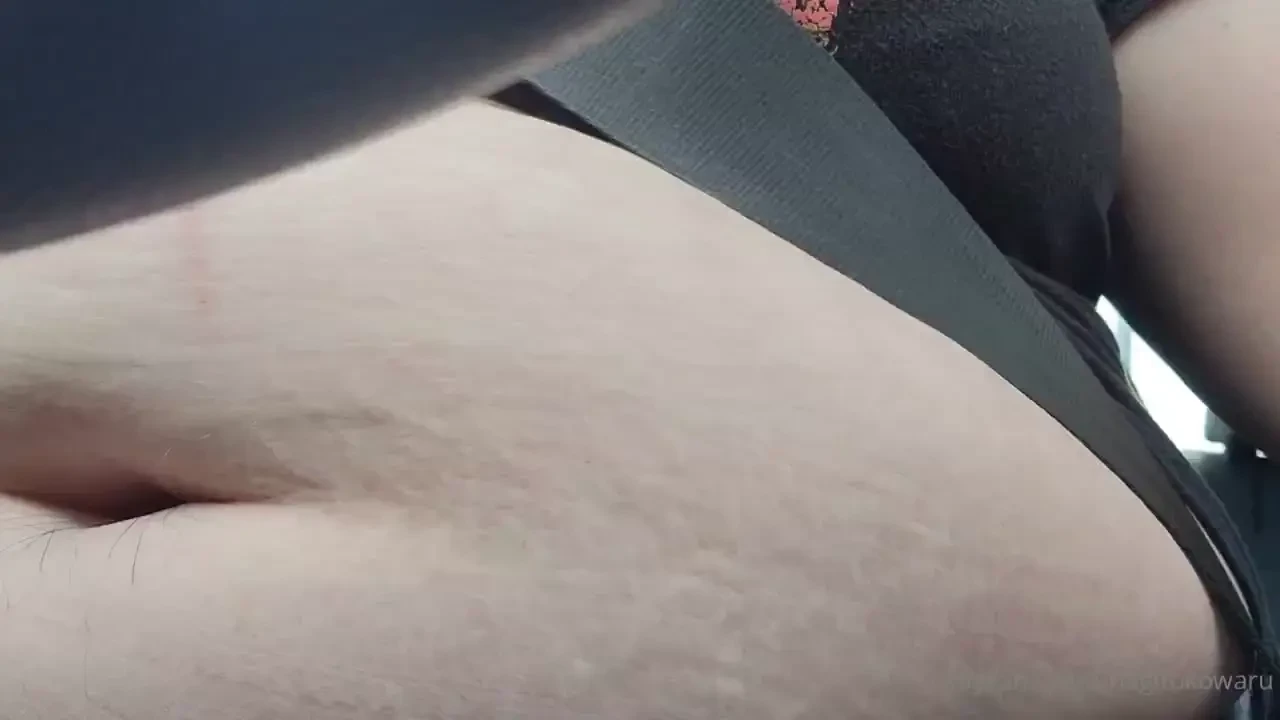 This video begins with a close-up of my fatty underbelly hi there i 