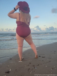 Beach set i think after this i m going to queue everything i make for part 18