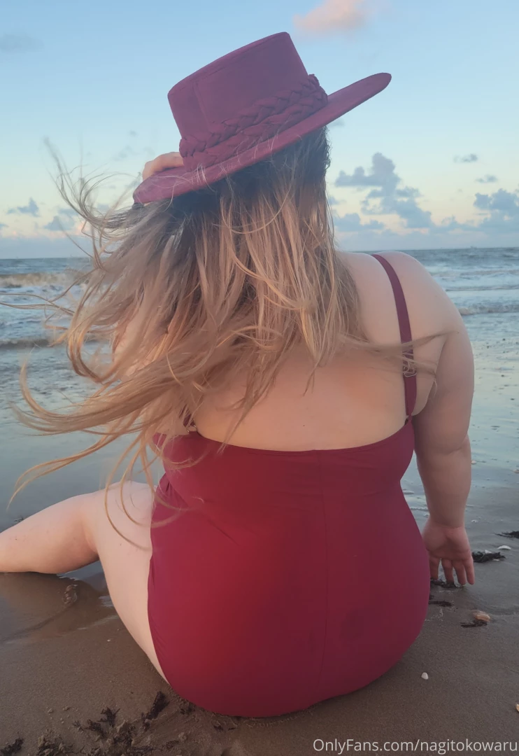 Beach set i think after this i m going to queue everything i make for part 8 