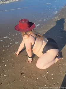 Beach set i think after this i m going to queue everything i make for part 15