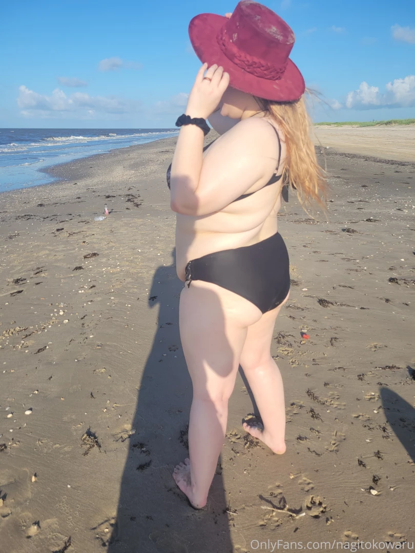 Beach set i think after this i m going to queue everything i make for part 12 