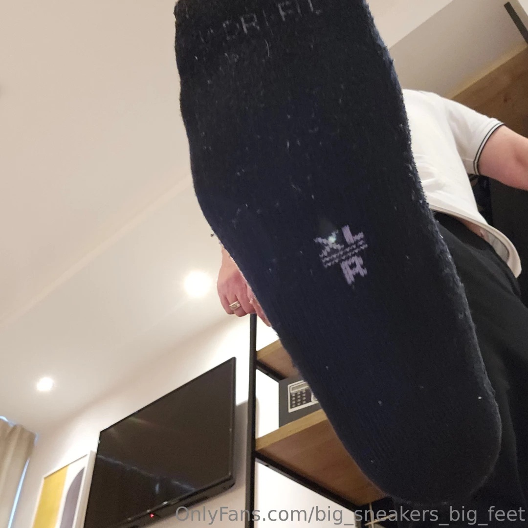 My big feet trampling you part 1 