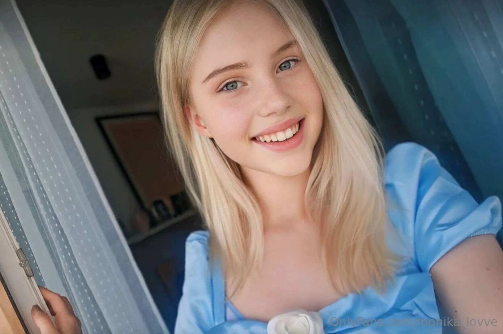 Please be gentle lizzy_blonde lick her all over and call her your slut part 28 