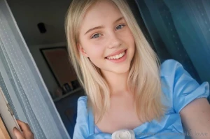 Please be gentle lizzy_blonde lick her all over and call her your slut part 28