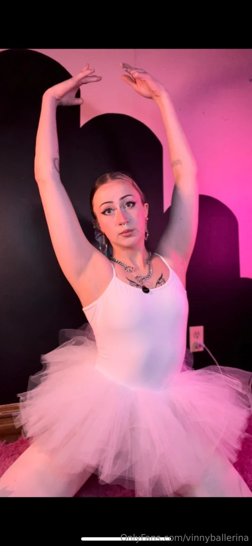 Music box ballerina 
