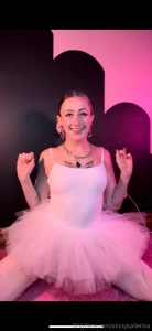 Just your friendly reminder that i m the cutest lil handful on this