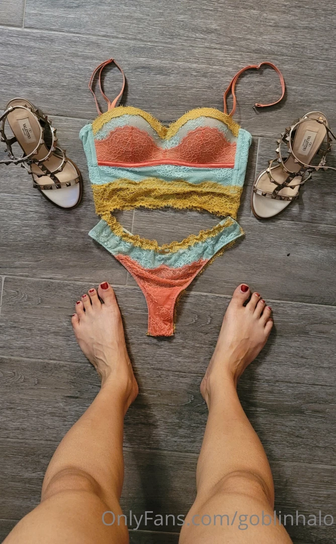 Rainbow pastel lingerie 