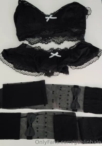 Black bow dreams with thigh highs