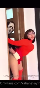 Wearing glasses always end with me getting fucked why can i just solve