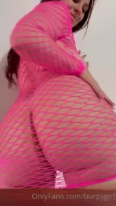 Super creamy and squirting watch me play with my favorite toy can i